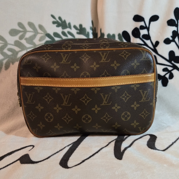 💯 Authentic Vintage Louis Vuitton Reporter PM - Picture 1 of 16
